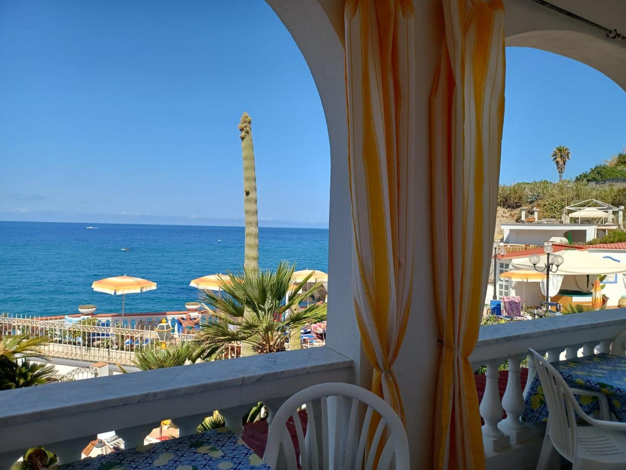 Casa Del Mare Apartment Forio  ภายนอก รูปภาพ