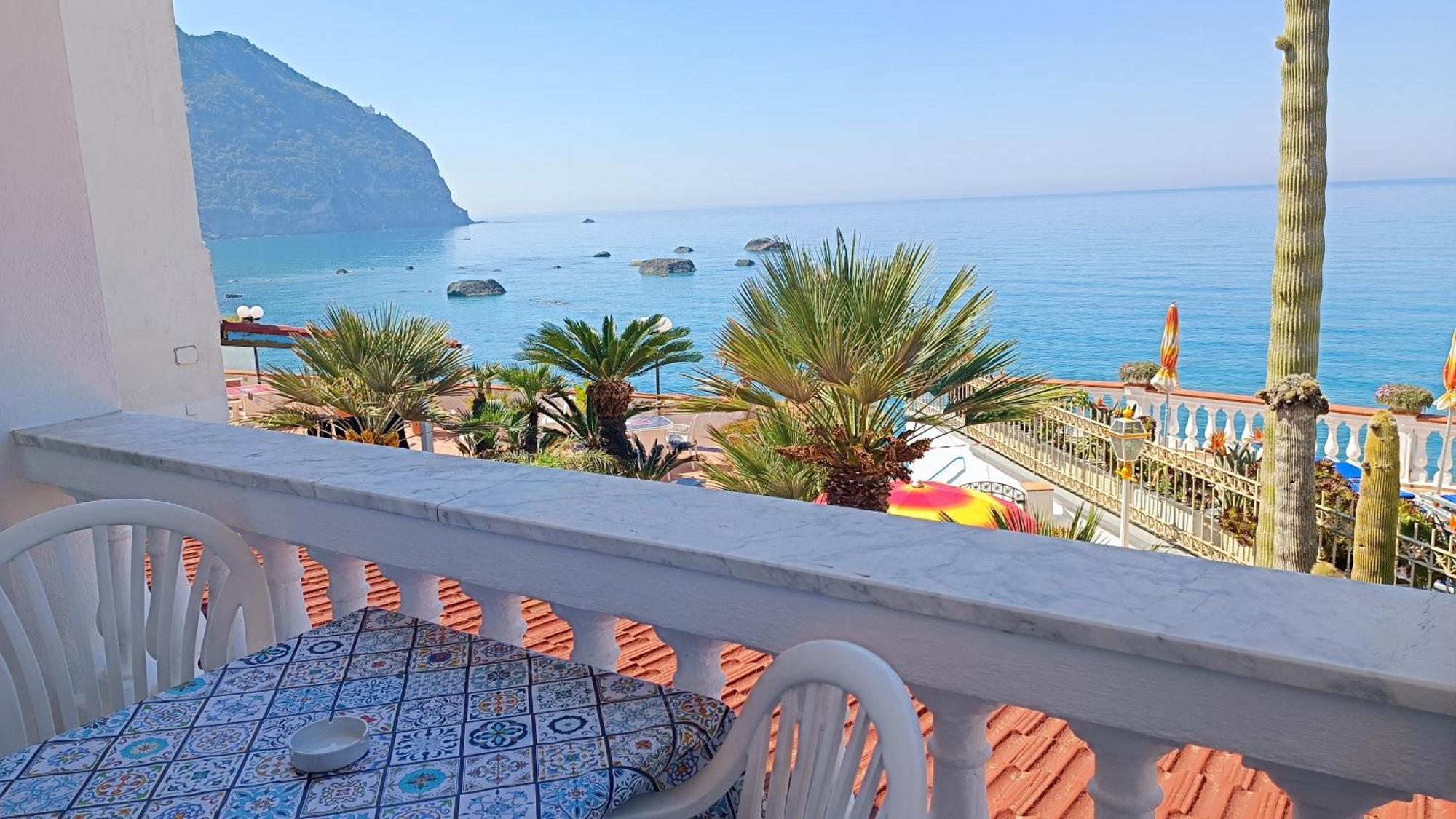 Casa Del Mare Apartment Forio  ภายนอก รูปภาพ
